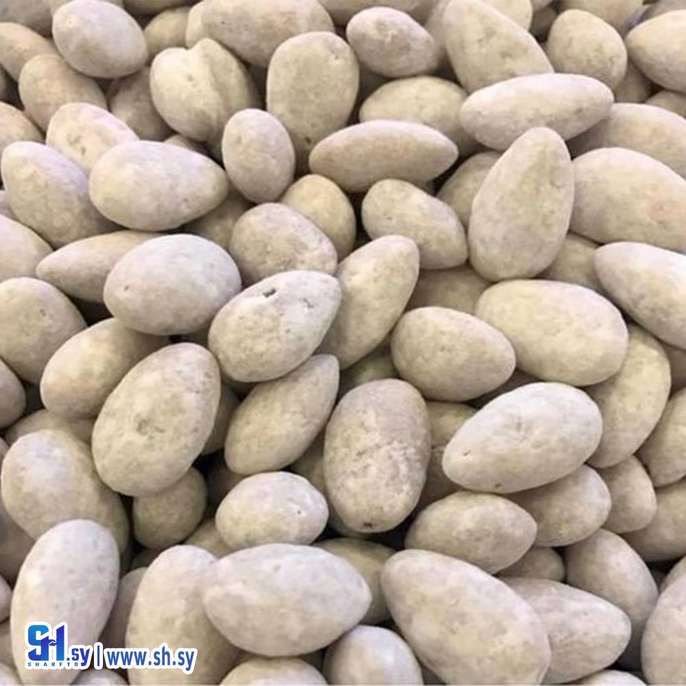 ملبس لوز وغبرة (ضيافة فادي الأمين)