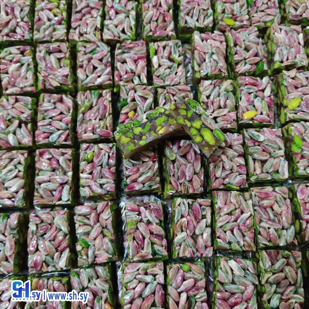 نوغا موجه بالفستق الحلبي الزهري بوظة (فراس غازي)