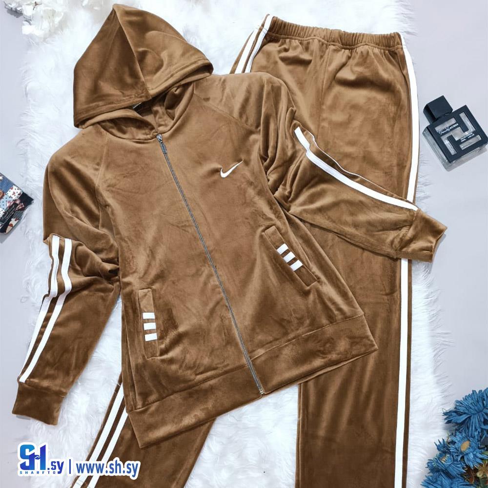 بيجامة مخمل نسائي (M.H.B)