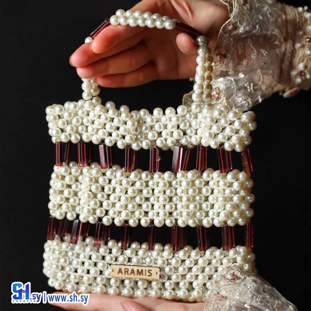 حقيبة حفلات نسائية لؤلؤ مع أحجار كريستال (اراميس)