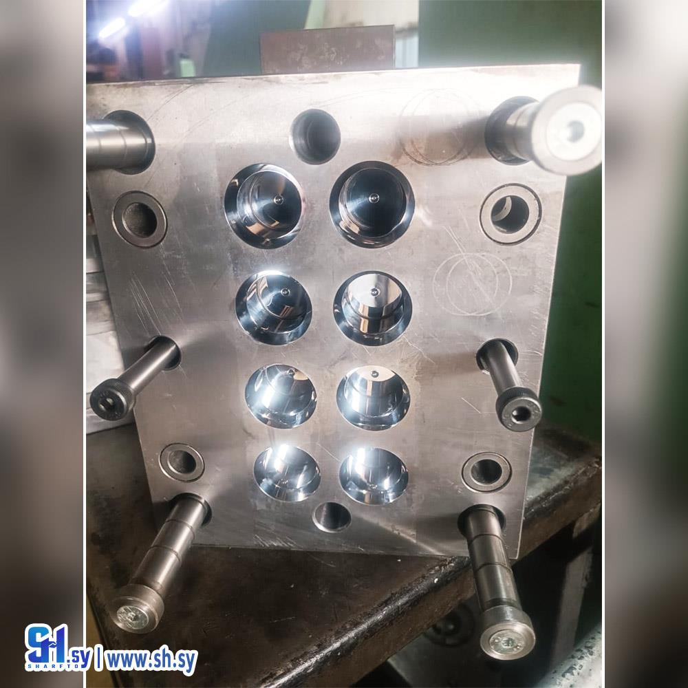 صب حقن متعدد التجويف (اللحام لصناعة القوالب والبلاستيك)