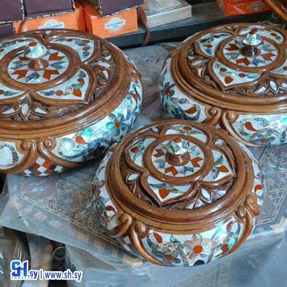 علب من الخشب الجوز الطبيعي 7 (عصام الحلبي)