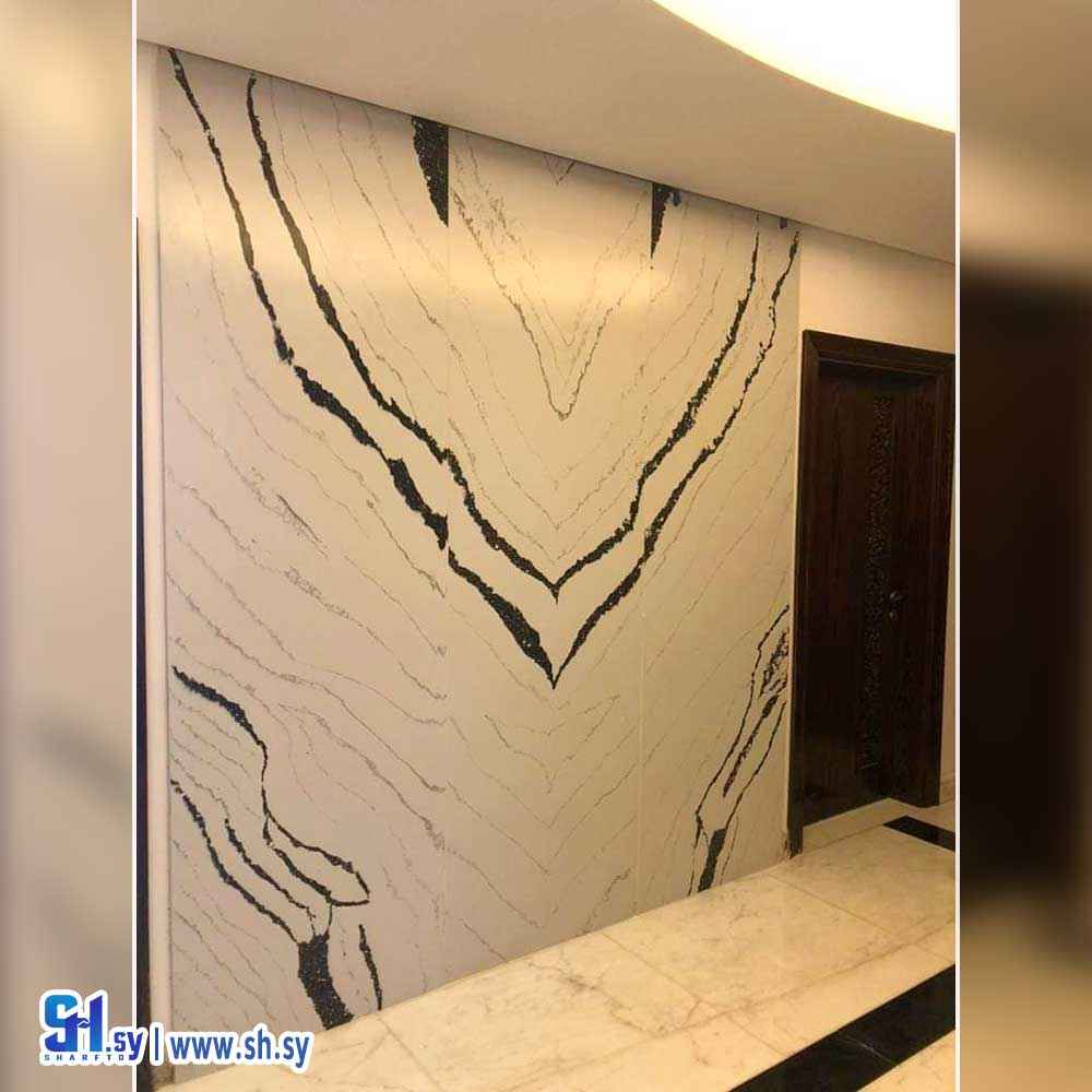 حائط من حجر الكوارتز (بيتروغلف)