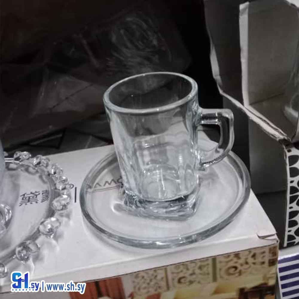 كاسات شاي مع صحون (عصرونية زاهر العطري)