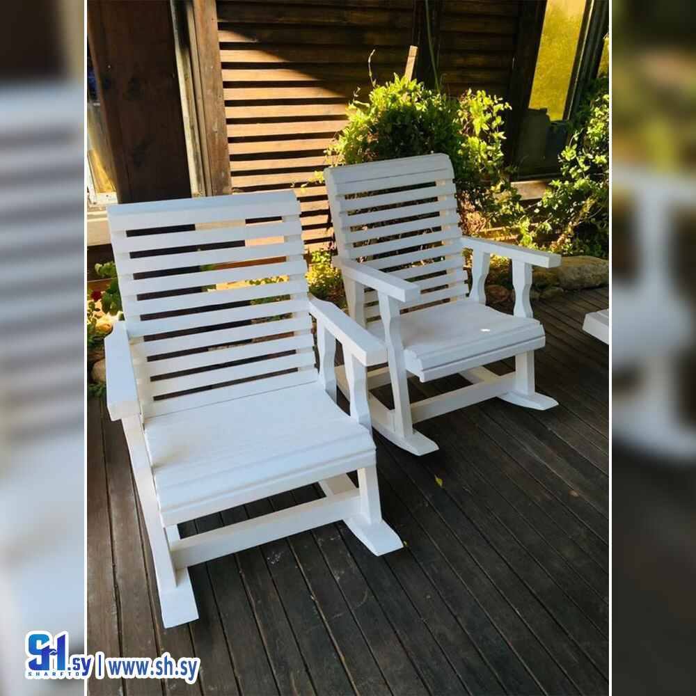 كرسي خشب (Dream House)