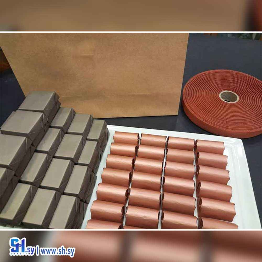 شوكولا مع حبات البندق المحمص (سكر نبات)