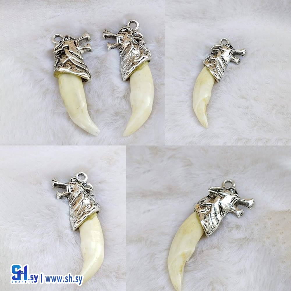 ناب الذئب مع تعليقة أنتيمون موديل راس السبع (الذهب العتيق)