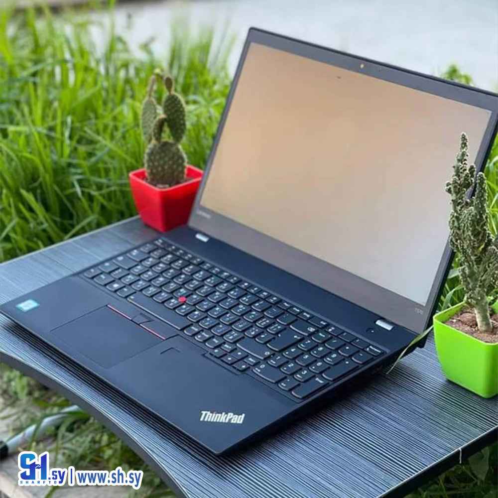 طاولة لابتوب (العالمية)