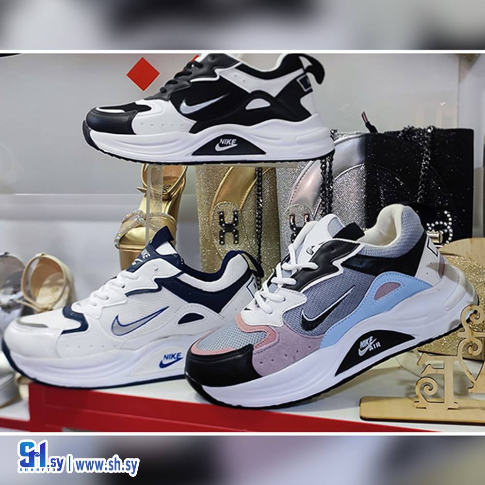 حذاء رياضي نسائي نايك (ديباج)