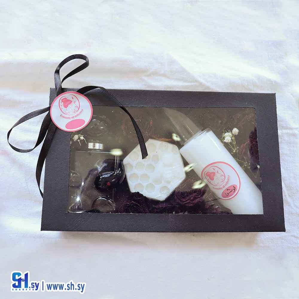 مجموعة العناية بالبشرة (رونق المهنا)