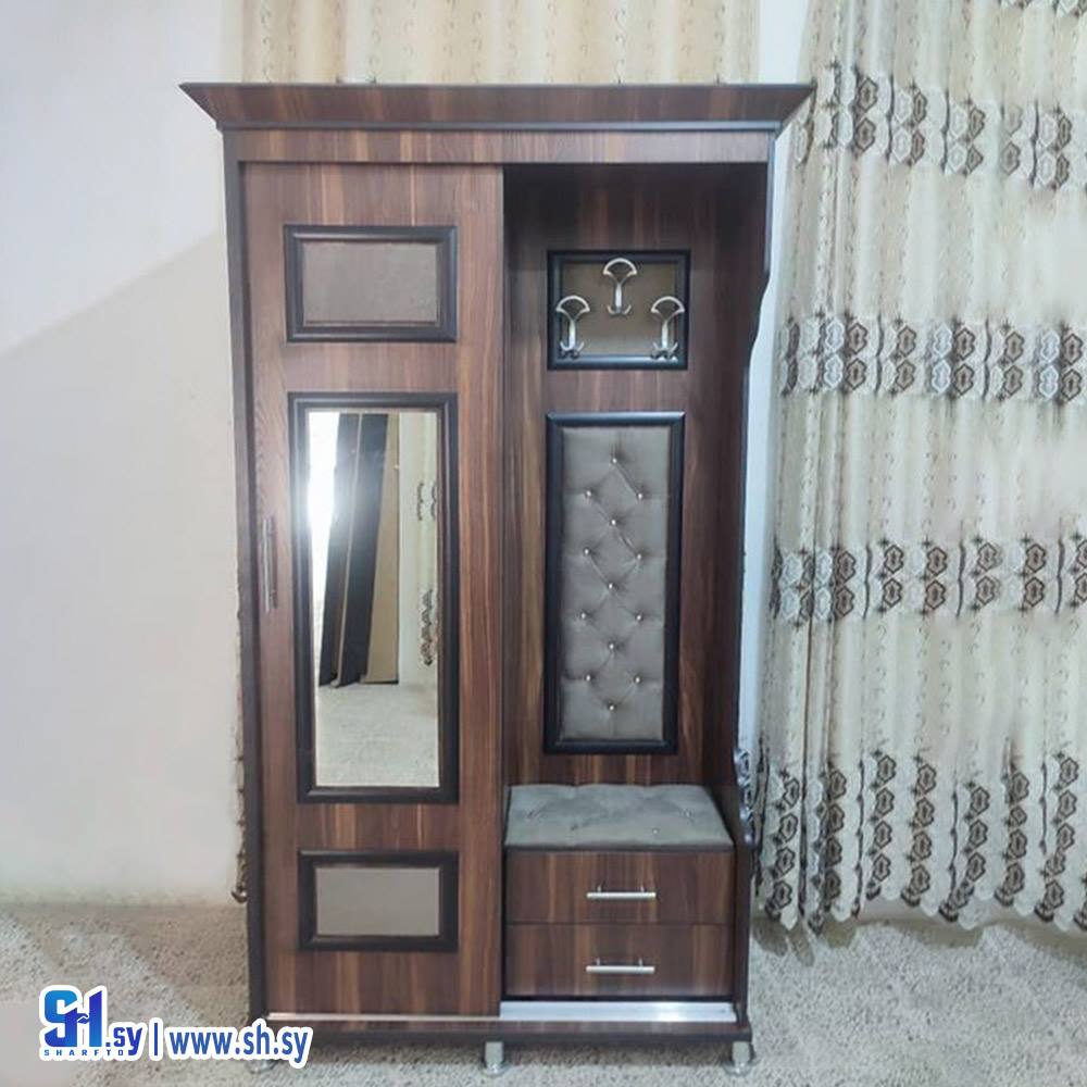 كرسي الإنتظار  (عبادة النعيم)