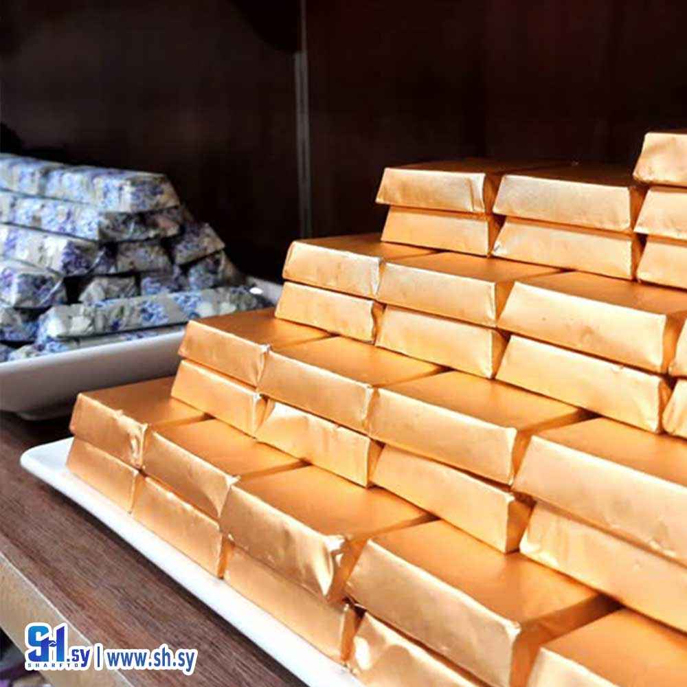شوكولا الحليب مع كريمة البندق المحمص (سكر نبات)