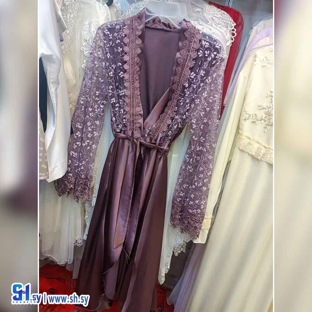 طقم حرير نسائي (Girly Lingerie)