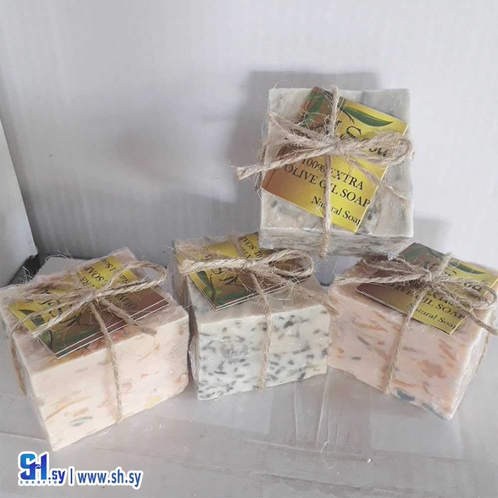 مجموعة صابون بالزيوت العطرية (Gharolive)