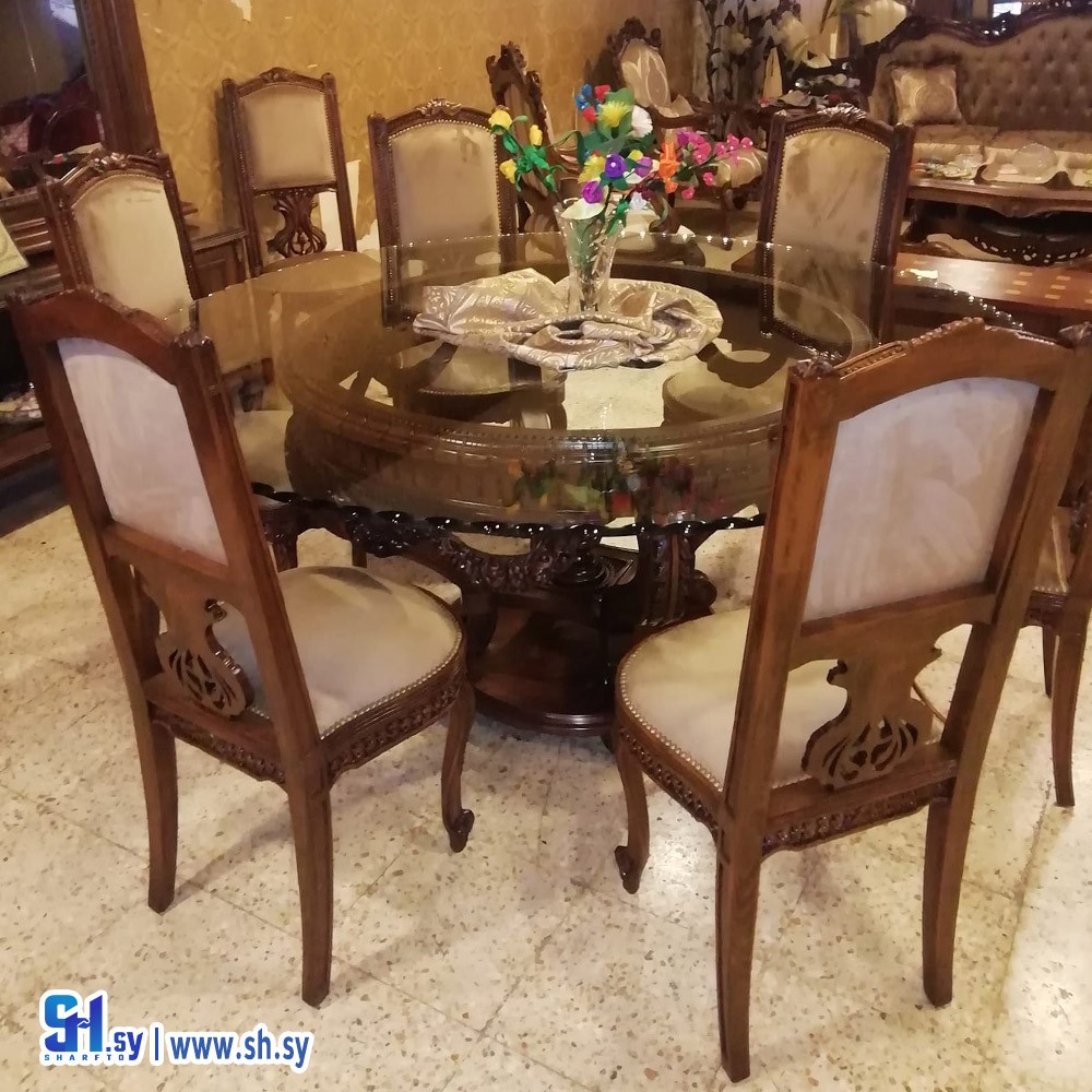 طاولة طعام بيكار دائرية (مفروشات أحمد عطيه وأولاده)