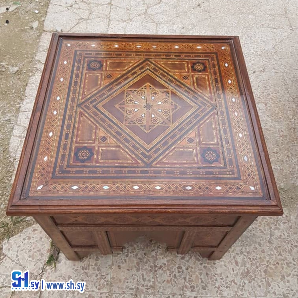 طاولة الفسيفساء (سحر الشام للموزاييك)