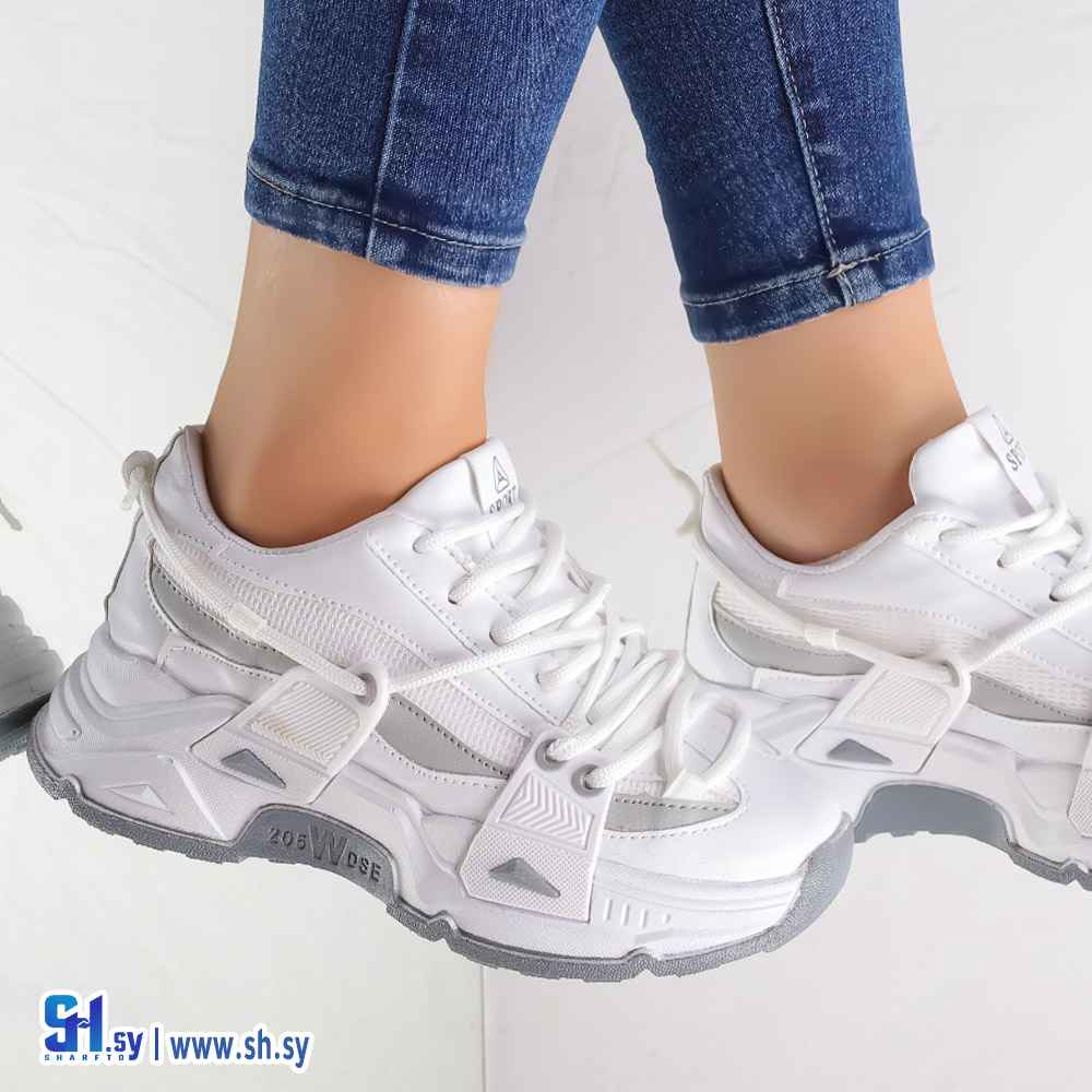 حذاء رياضي نسائي (امباير للأحذية)