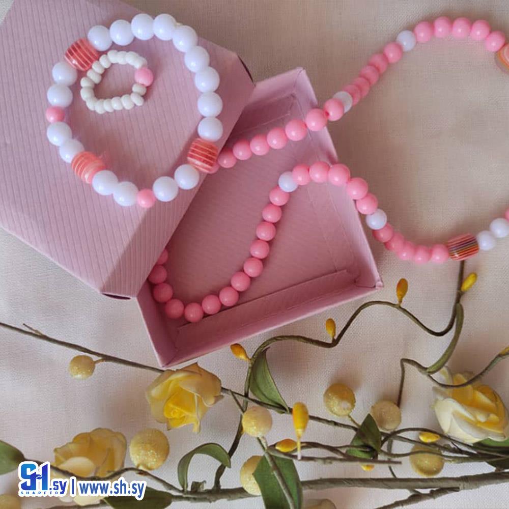 قلادة بناتي (M&N Handmade)
