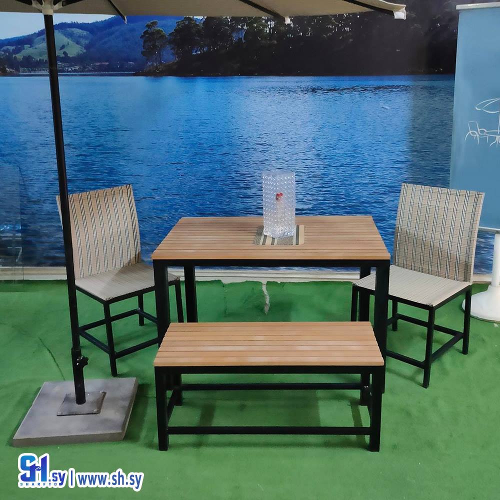 طقم مفروشات مع شمسية 7 (شركة بحر للمفروشات الحديثة)