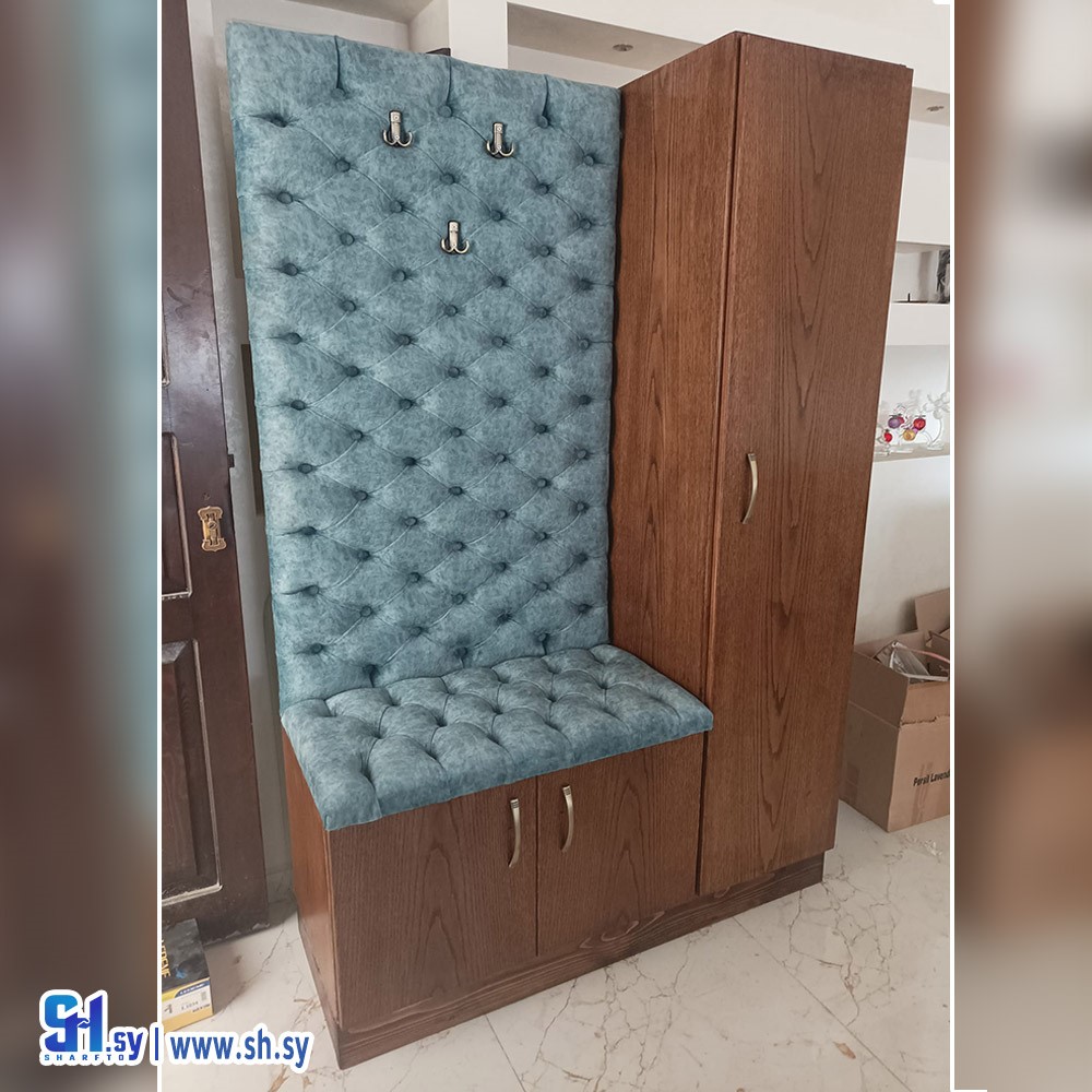 خزانة مدخل مخمل (Wooden souvenir)