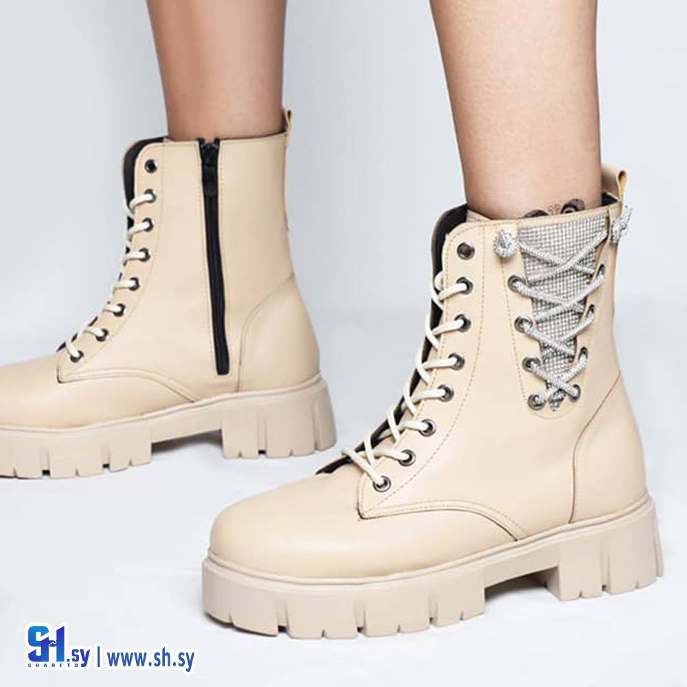 بوط وجزمة نسائية (Kit shoes)