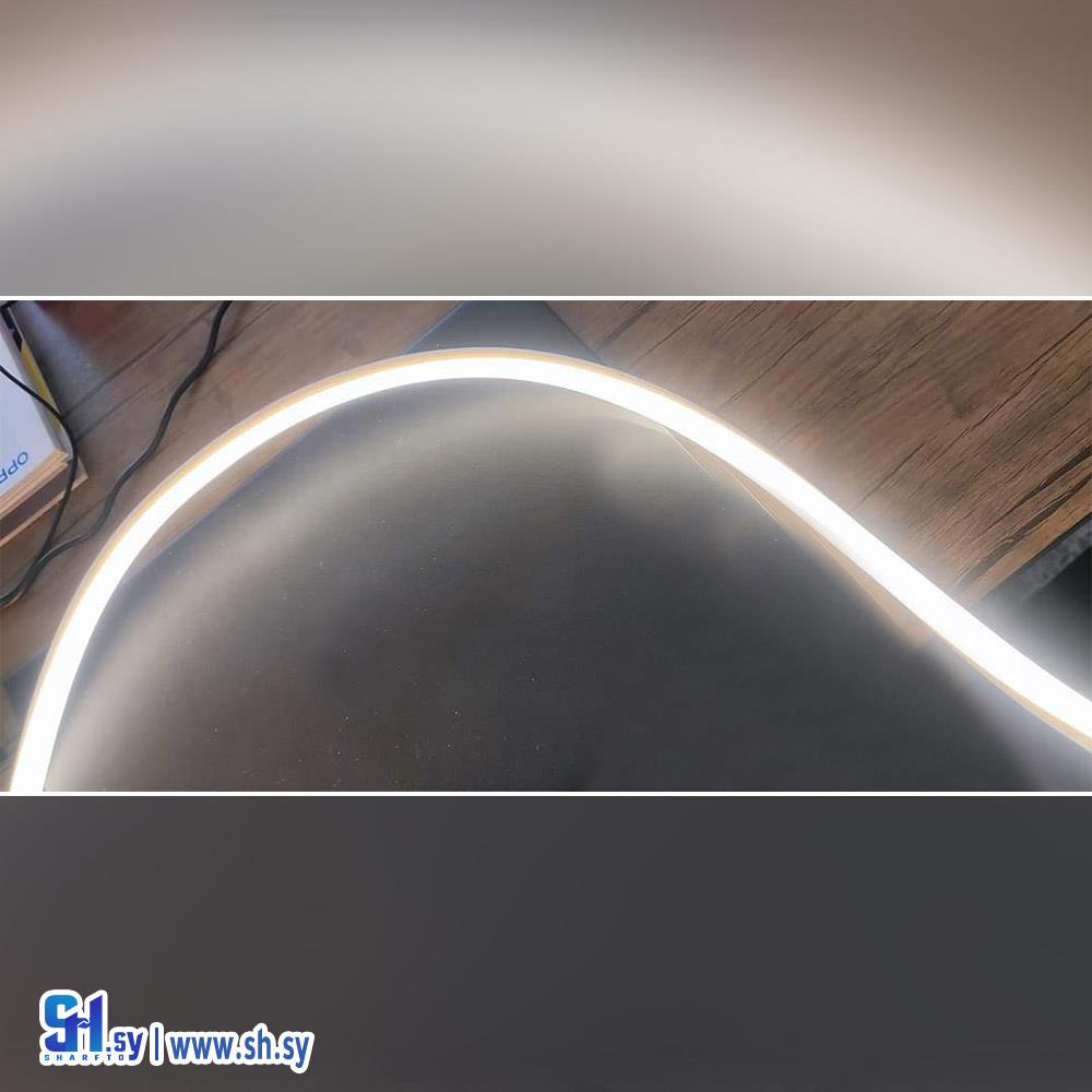 ستريب نيون(معرض زحلوق للانارة الحديثة)