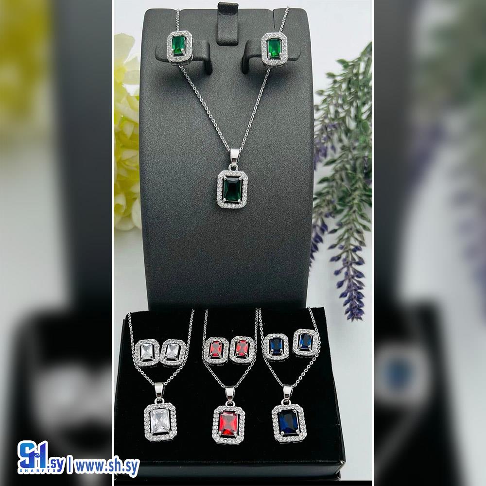 طقم اكسسوار قلادة وقرط موديل المربع (Elegance&Zena lashes&Brows)