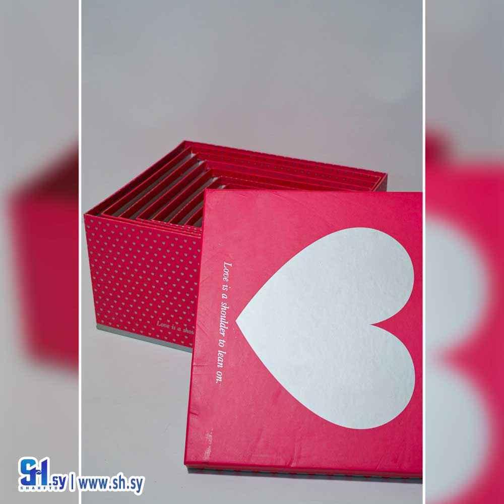 علبة كرتون 9 (بيرويا)