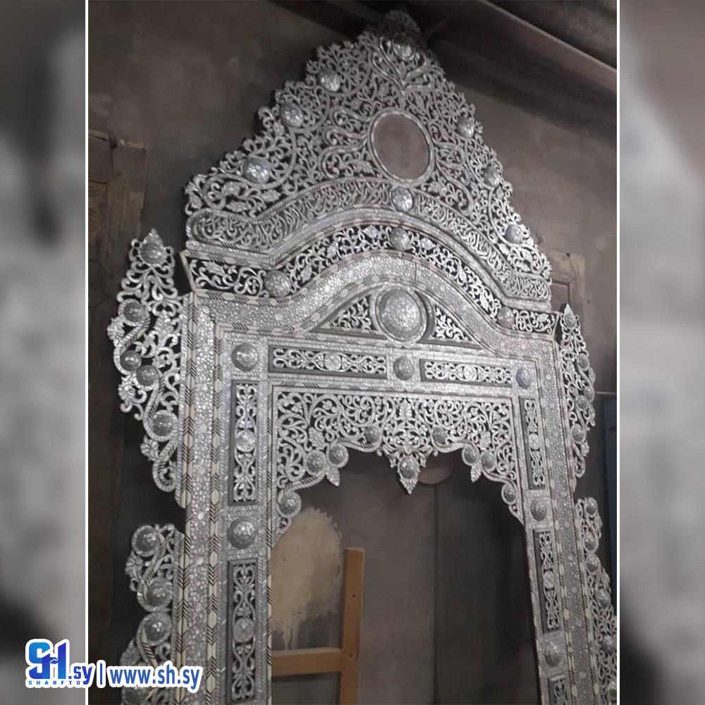 برواز مع تاج موديل 3 (عصام الحلبي)