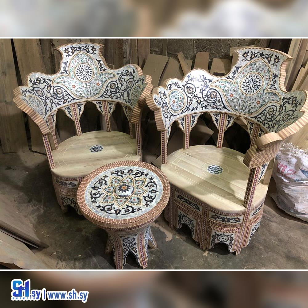 كراسي للضيوف من الخشب الجوز الطبيعي 1 (عصام الحلبي)