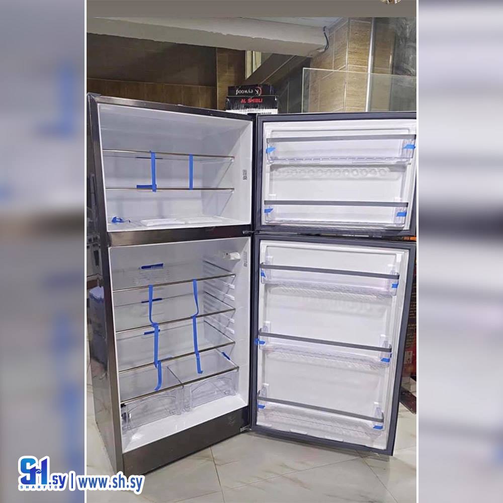 براد هيتاشي المائدة(معرض الملك)