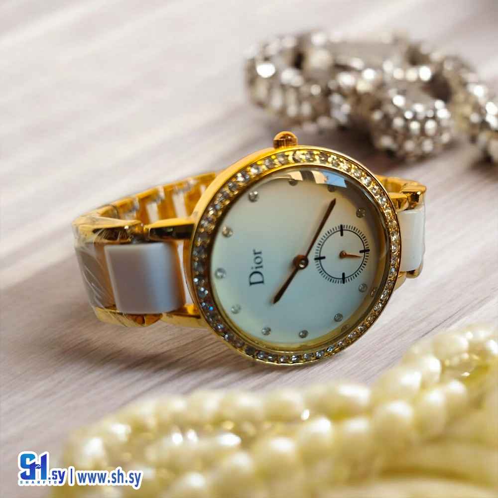 ساعة نسائية Dior ذهبية (شركة كلاكسي)