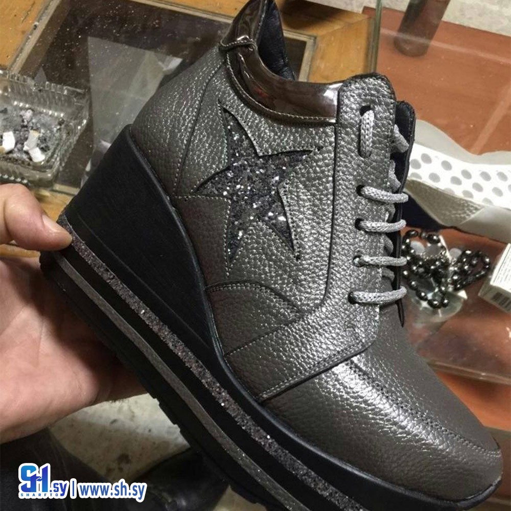 حذاء نسائي رانج (GHOST)