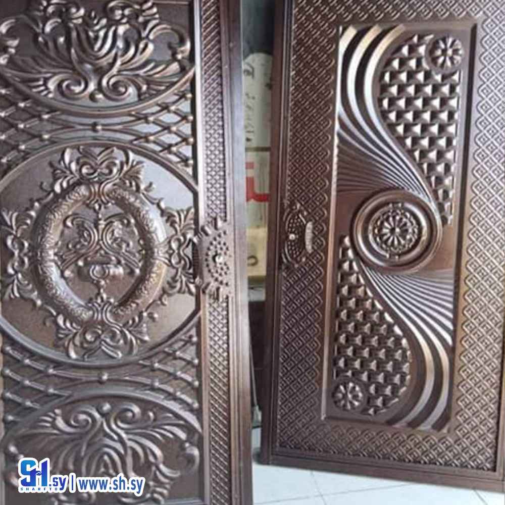 باب خشب تفصيل (النجار للديكور)