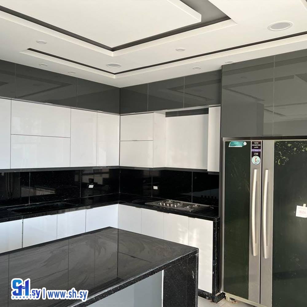 مطبخ هاي غلاس  أبيض و أسود  (معرض الرضوان)