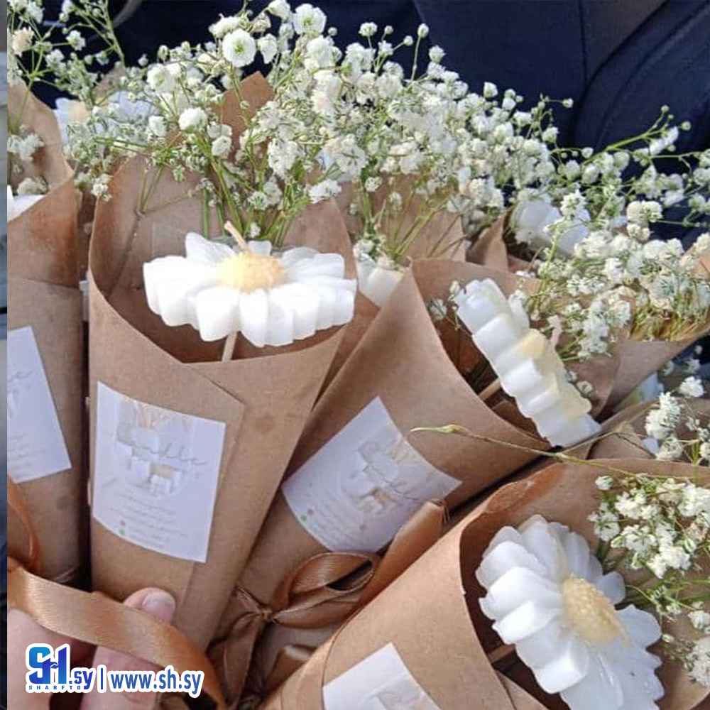 باقة شمع معطر زهرة الأقحوان (Candle Light)