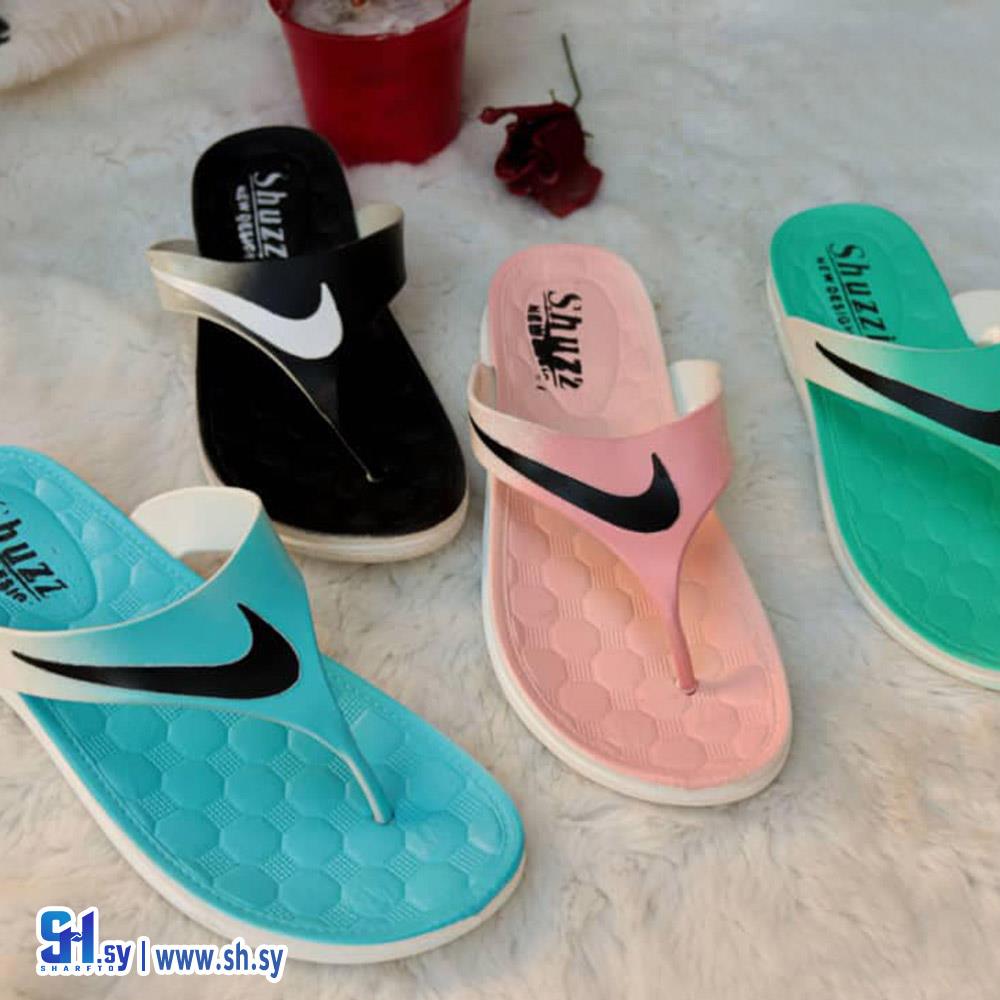 شحاط نسائي بأصبع (أحذية الثريا)