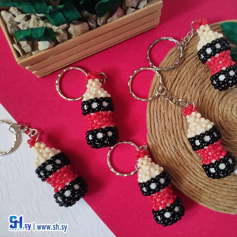 سلسلة مفاتيح بشكل قلم (M&N Handmade)