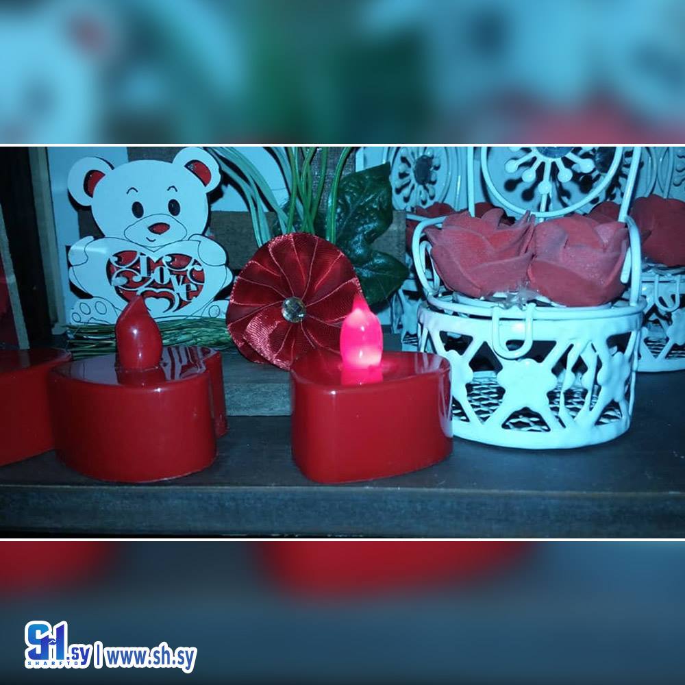 شمعة الكترونية موديل القلب بدون لهب تعمل على البطارية (رؤية)