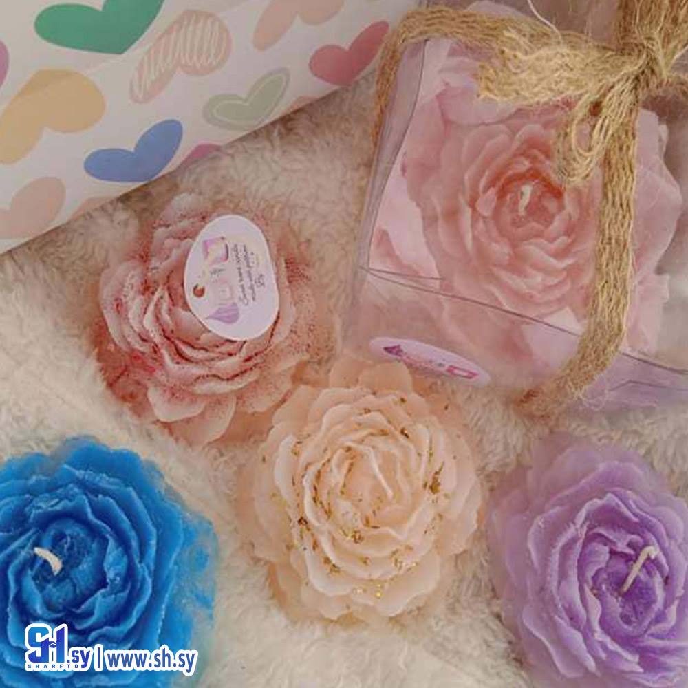 شمعة الورده (Sweet scent candle)