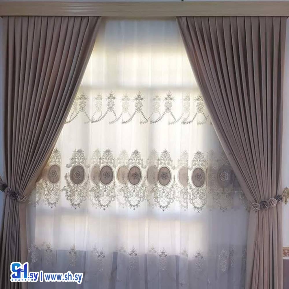 ستارة 16 (روز ستيل)