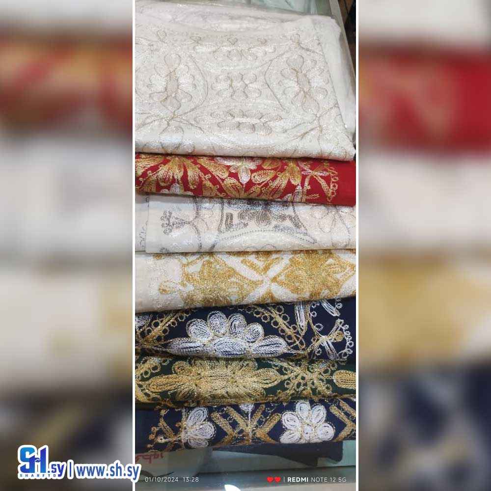 مفرش طاولة موديل 1 (حاضنة دمر المركزية للفنون الحرفية)