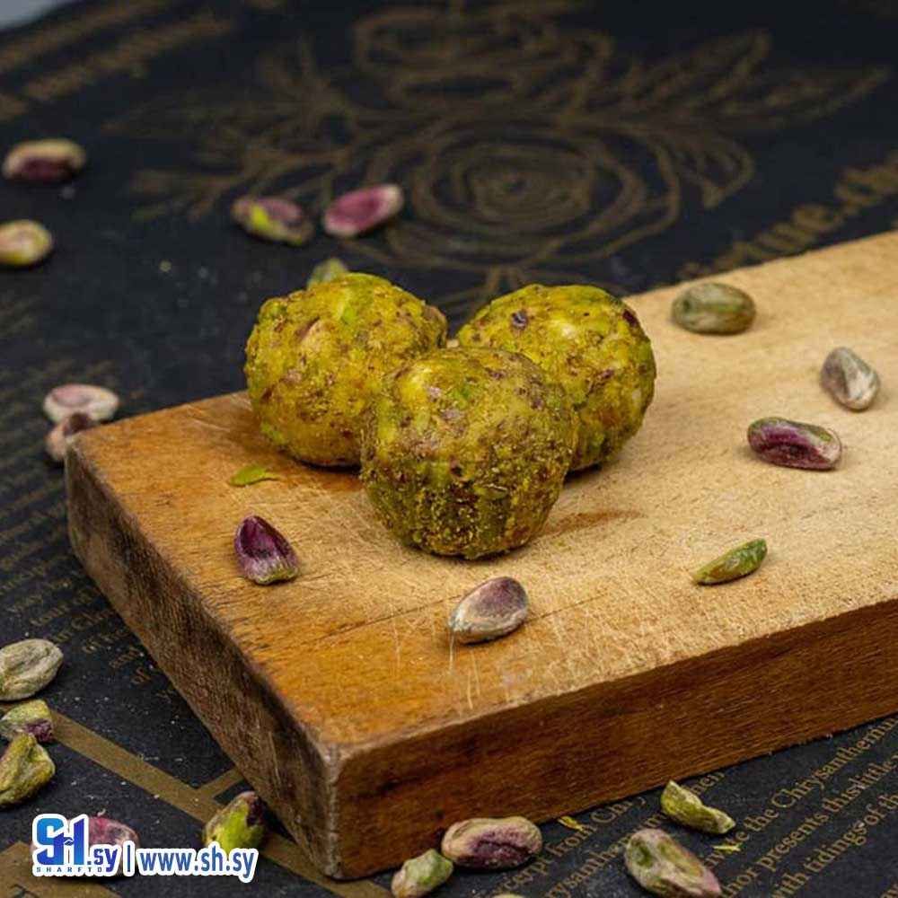 من وسلوى وجه حلبي بشر (العنازة)