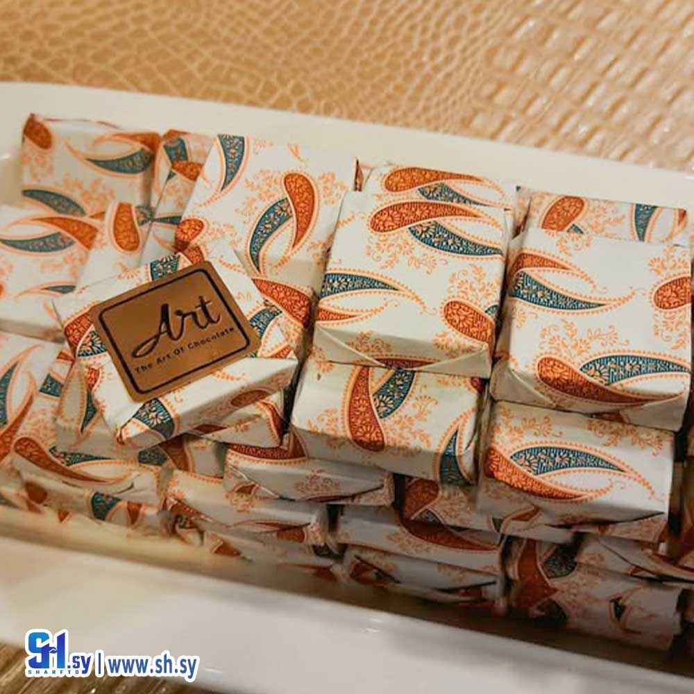 شوكولا الحليب مع كريمة اللوتس الطرية (سكر نبات)