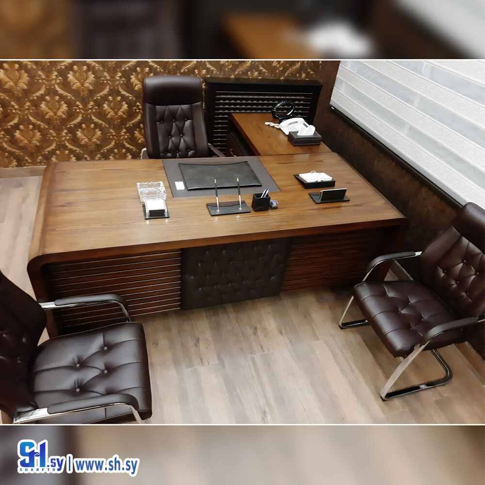 طاولة مكتب ملبسة قشر سنديان(الدقاق)