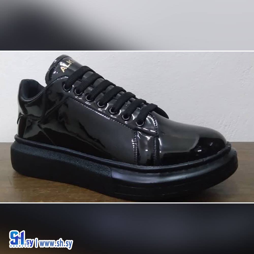 أحذية رجالية كونفرس (أحذية قرقنواي)