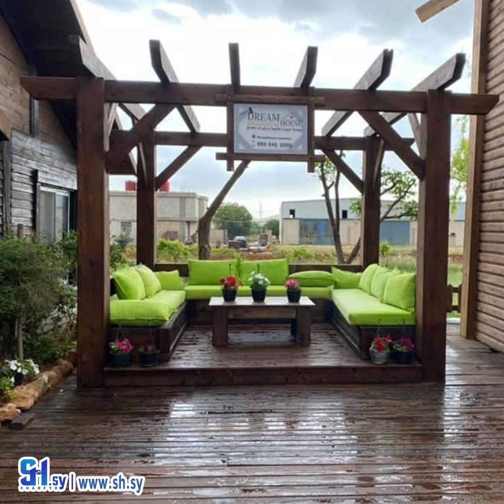 مظلة خشبية (Dream House)