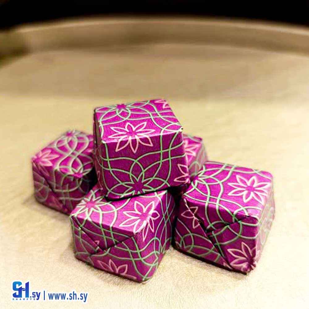 شوكولا الكندر مع الرمان المجفف (سكر نبات)