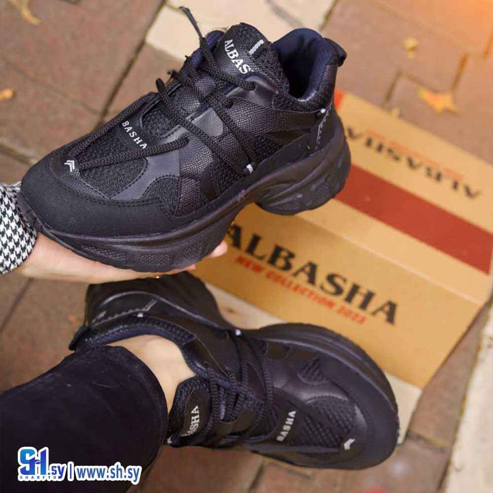 حذاء رياضي نسائي (أحذية الباشا)