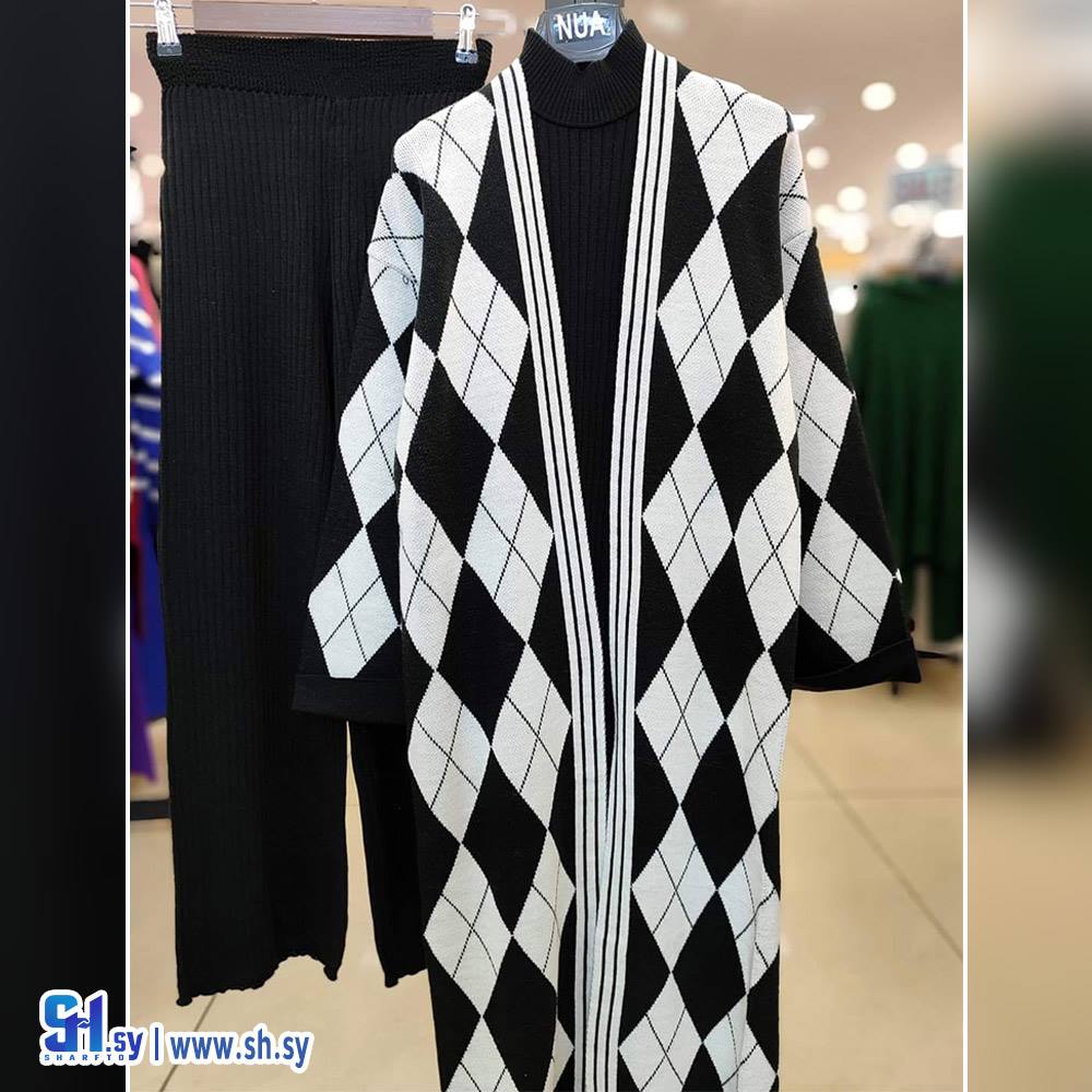 طقم  نسائي (أزياء جمعة)